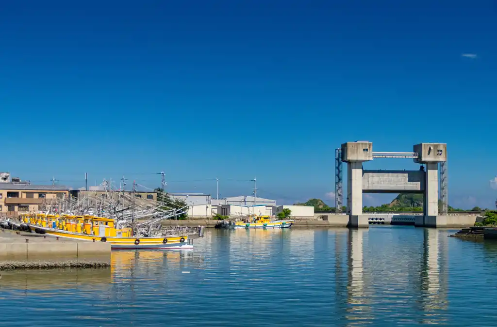 有田市　箕島漁港、女ノ浦海水浴場
