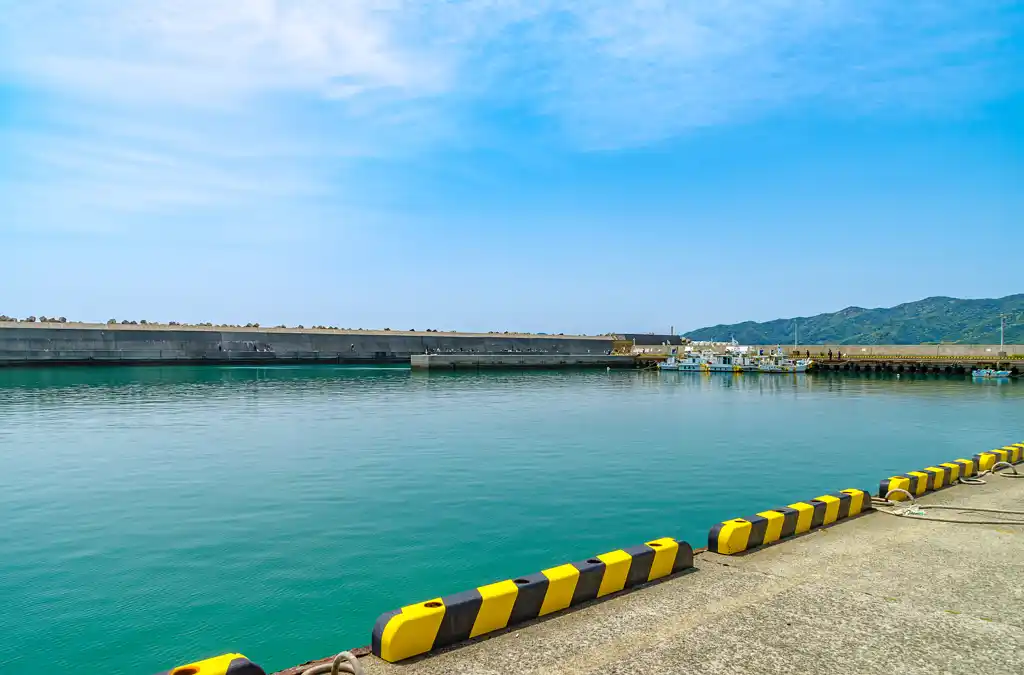 日高川河口北岸