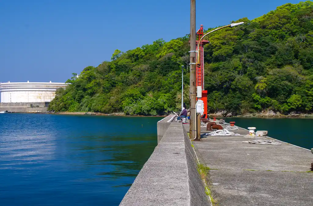 下津大崎浦漁港防波堤